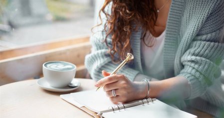 pablo gavi es zurdo o diestro