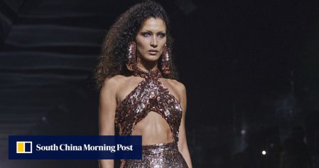 freddie mercury 70s hair