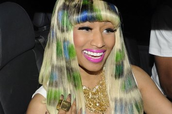 nicki minaj eye color