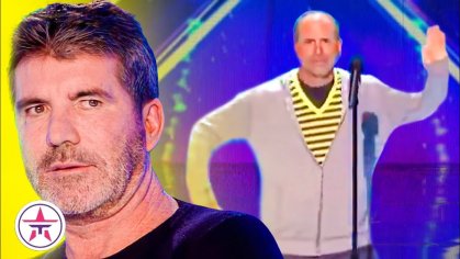 Auditions Gone WRONG! Top 10 Singers Who Think They Can Sing!