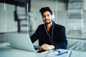 cristiano ronaldo yearly income