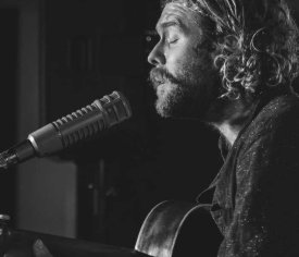 freddie mercury 8 octave range