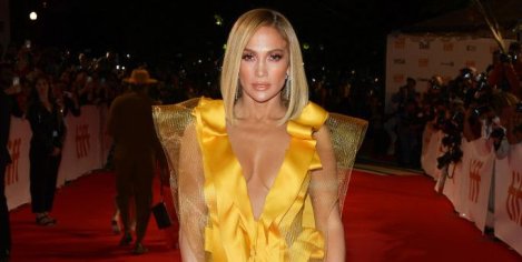 jennifer lopez wealth