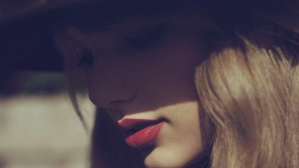 taylor swift red