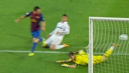 lionel messi knee slide