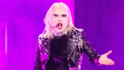 lady gaga relationships