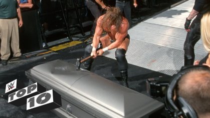 Trapped Superstars getting smashed: WWE Top 10, Sept. 17, 2018